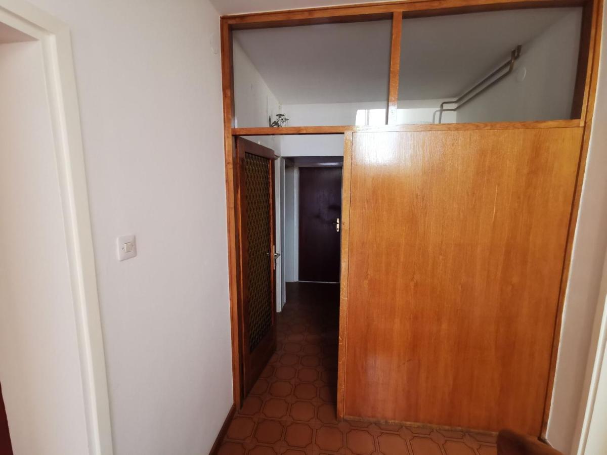 Apartment And Rooms Mrkovic Vodice Exterior foto