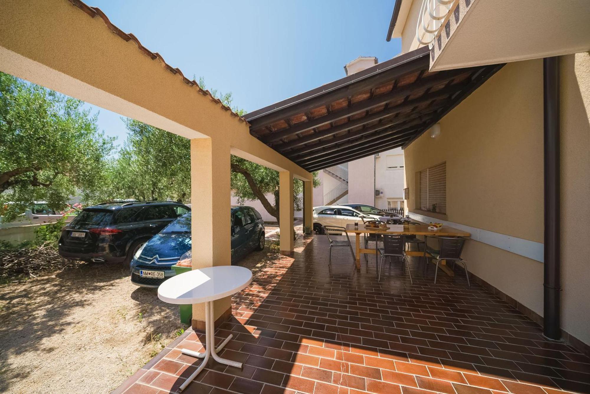 Apartment And Rooms Mrkovic Vodice Exterior foto