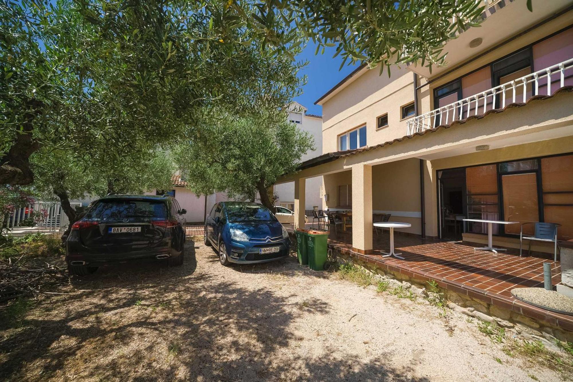 Apartment And Rooms Mrkovic Vodice Exterior foto